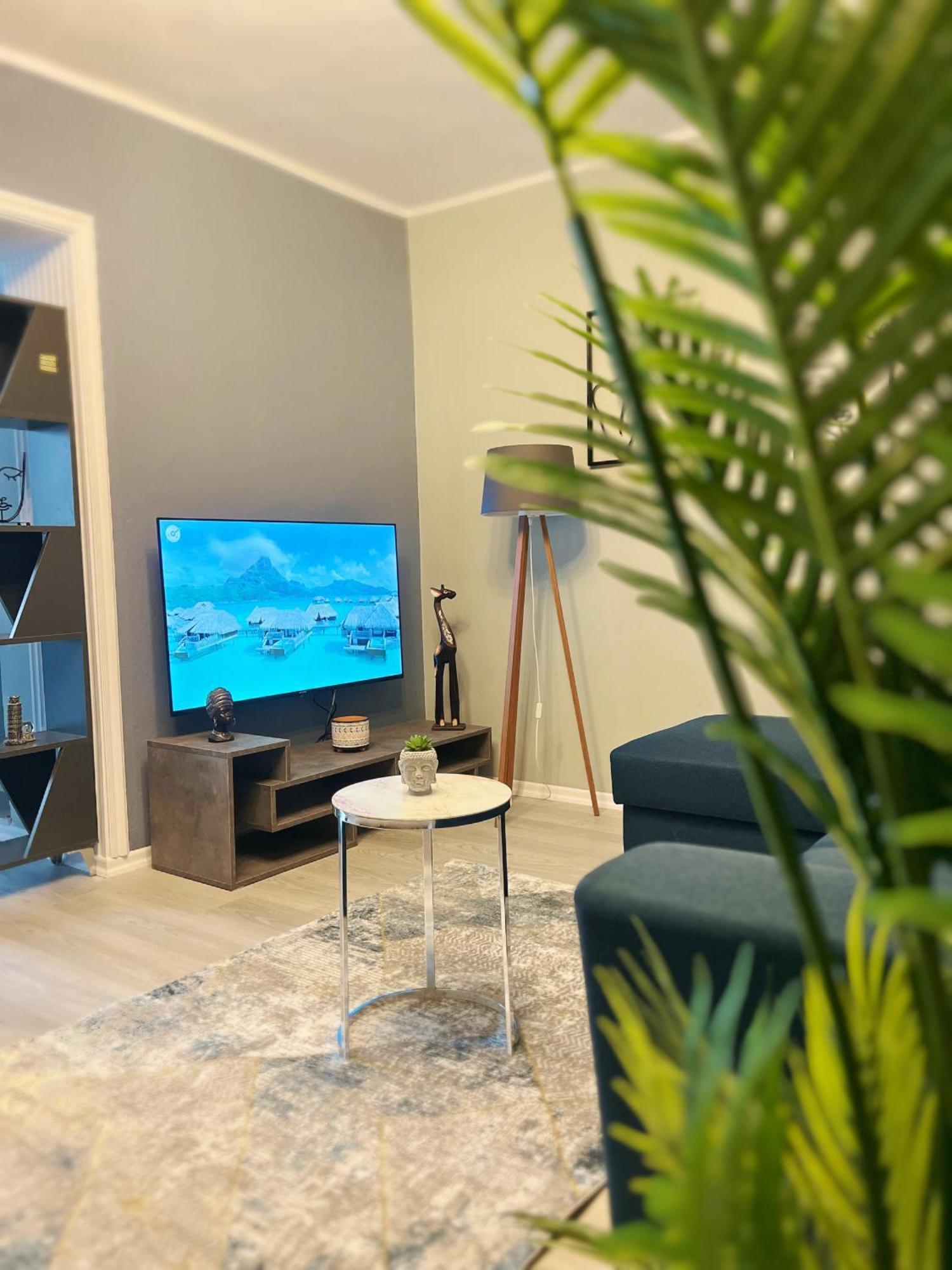 Joyful Apartment Тирана Екстер'єр фото
